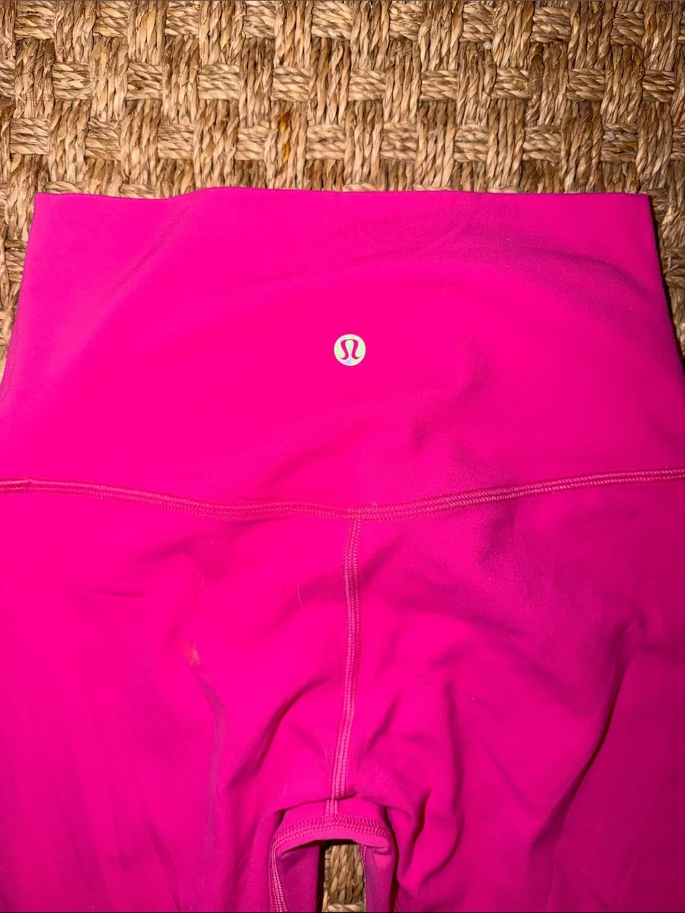 lululemon Women's High-Waist Sonic Pink Align Leggings Size 4